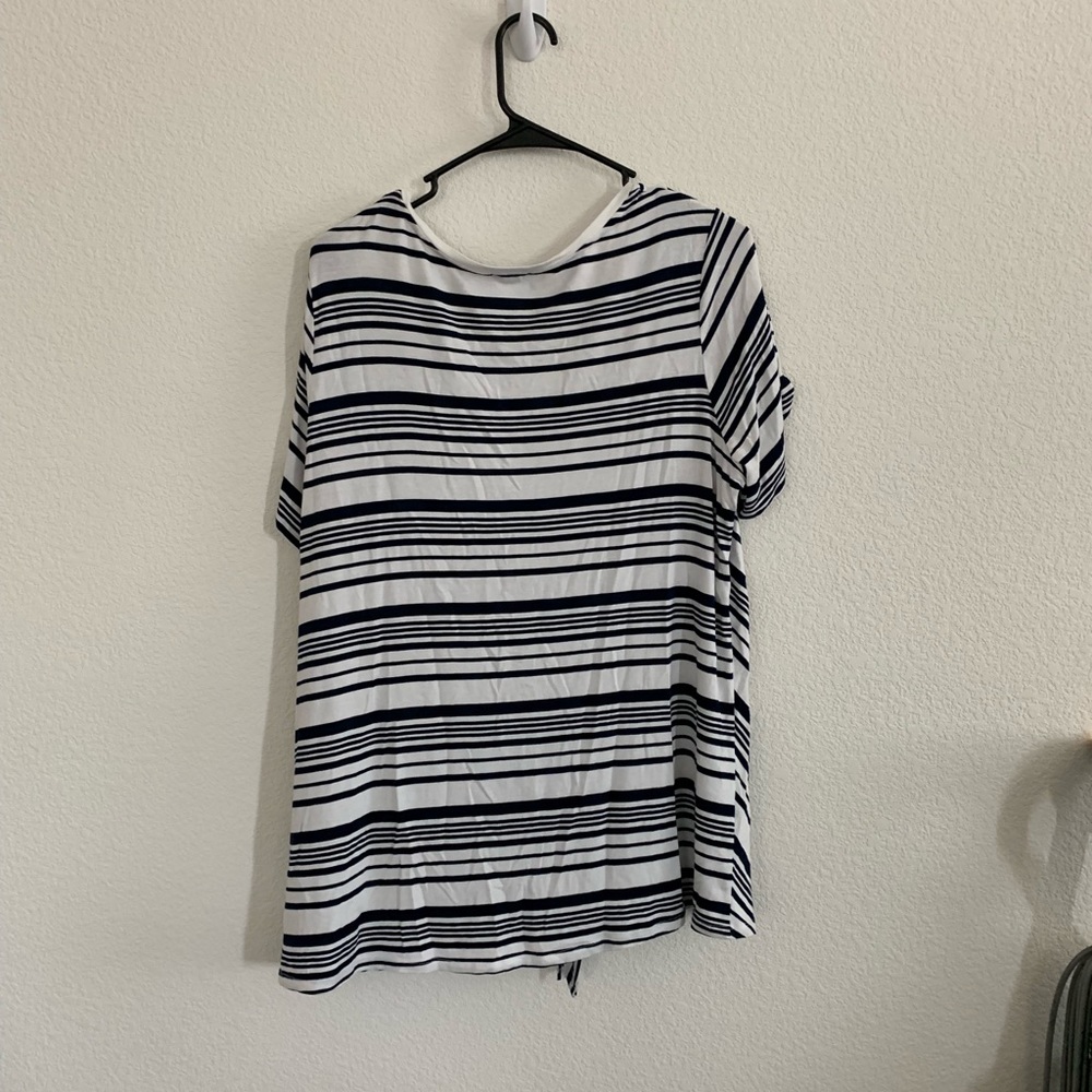 Tee - Picture 2 of 3